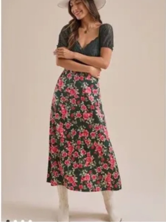 Altar'd State Dresses & Skirts - Altar'd State Dark Green Maxi Milkmaid Cotrage Core Clydie Floral Dress Size M